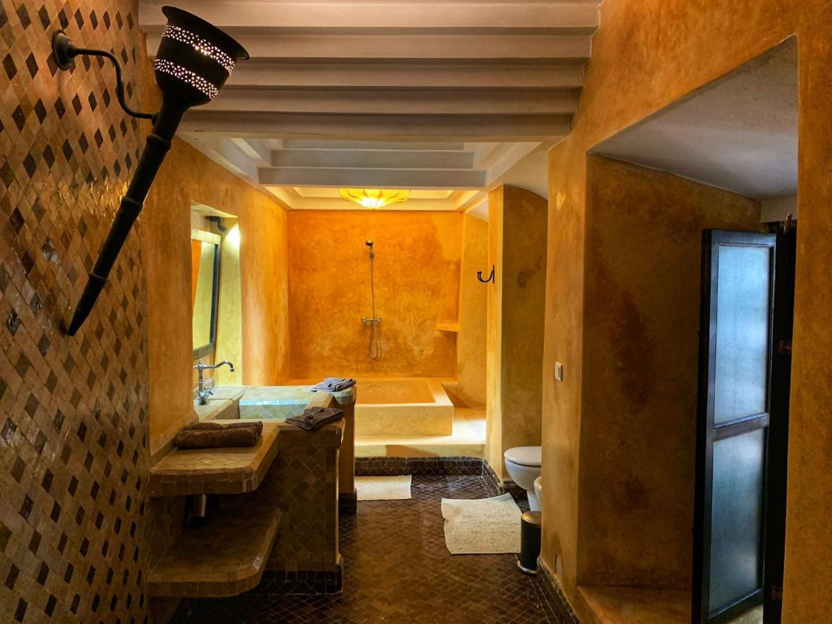 Riad Bamileke Marrakesh Bagian luar foto