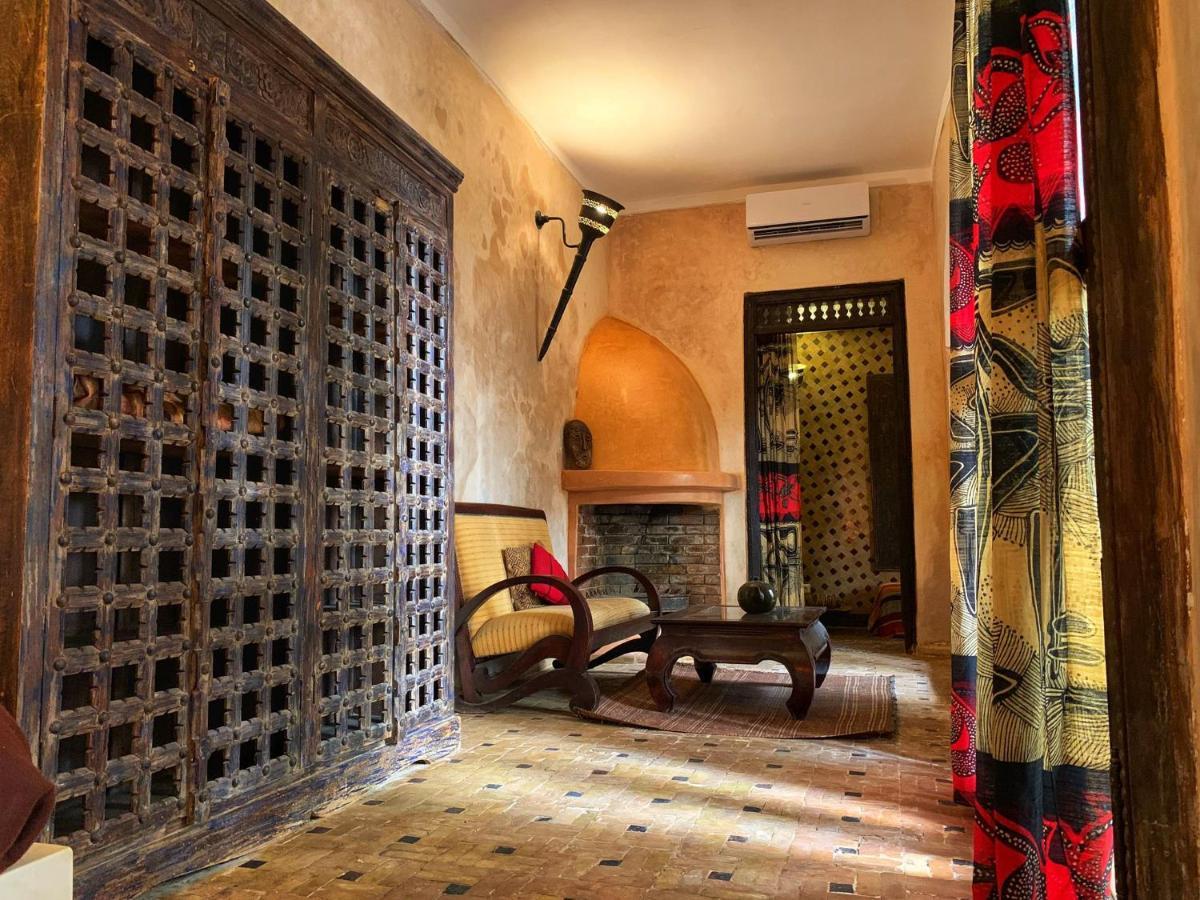Riad Bamileke Marrakesh Bagian luar foto