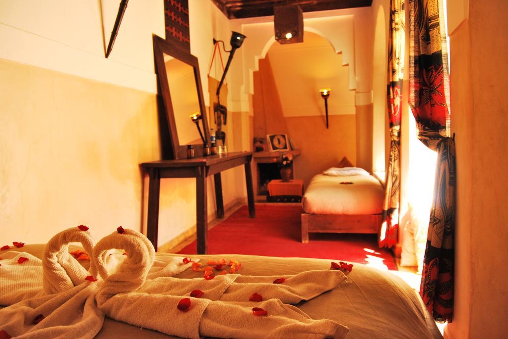 Riad Bamileke Marrakesh Bagian luar foto