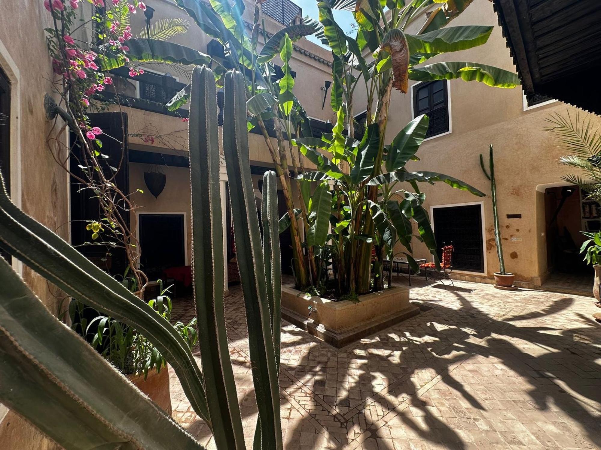Riad Bamileke Marrakesh Bagian luar foto